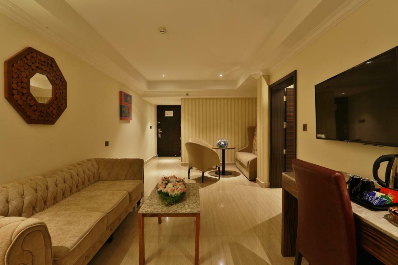Kochi Hotel Luminara מראה חיצוני תמונה