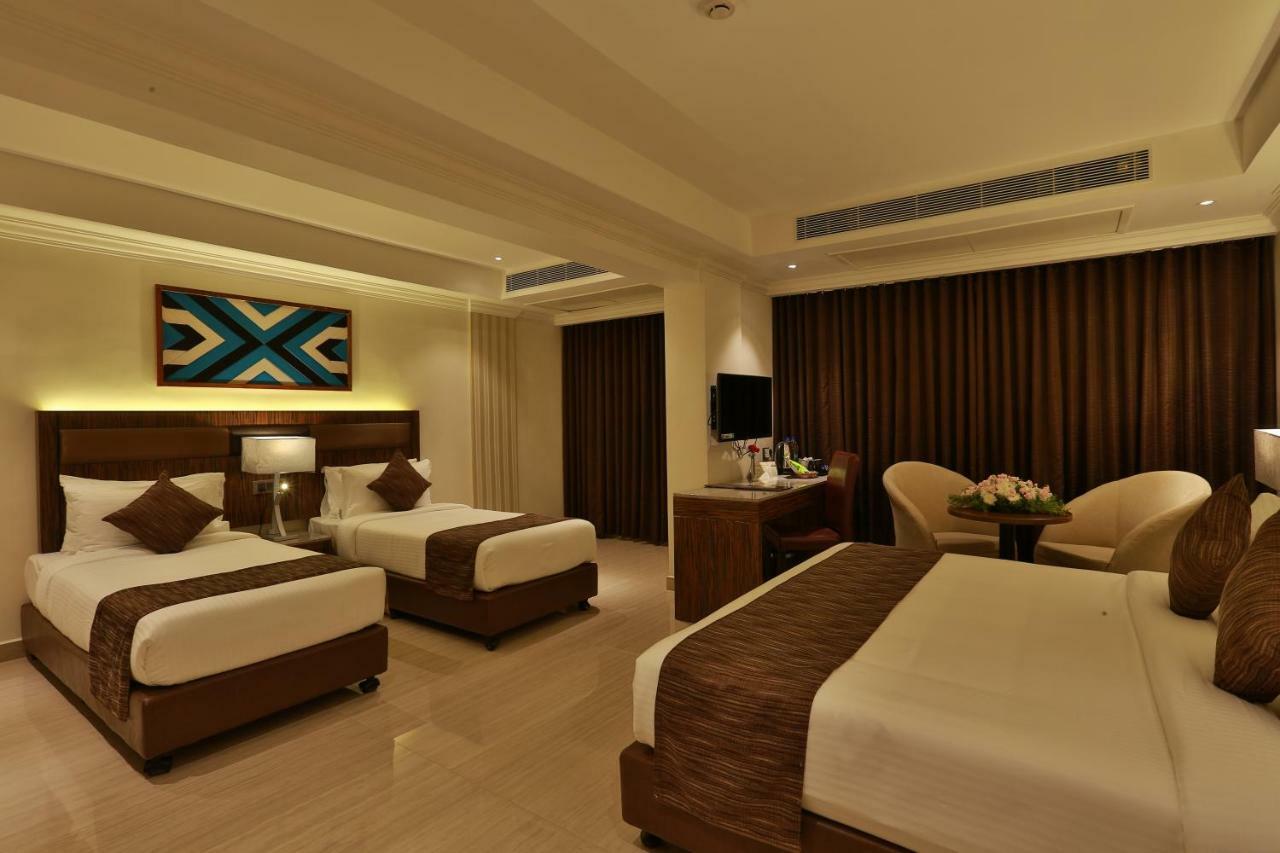 Kochi Hotel Luminara מראה חיצוני תמונה