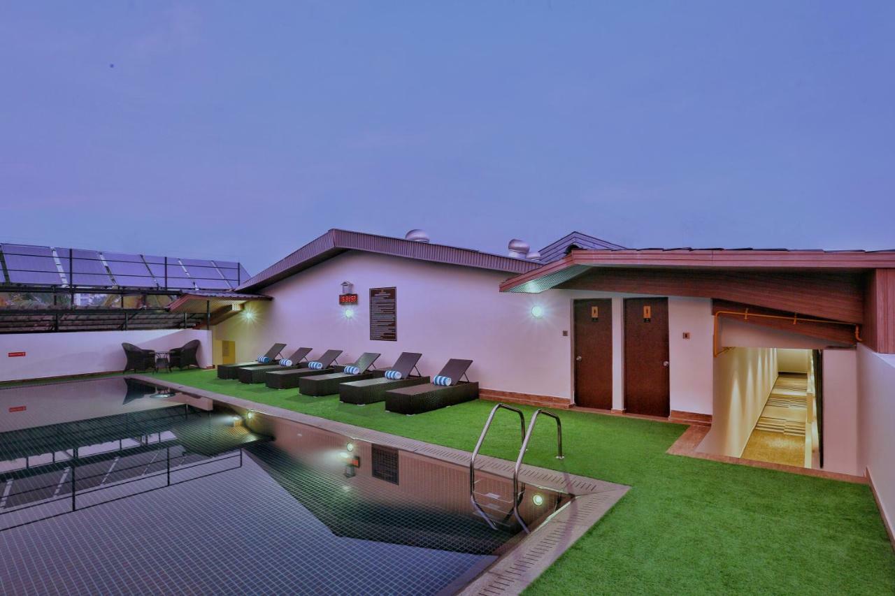 Kochi Hotel Luminara מראה חיצוני תמונה