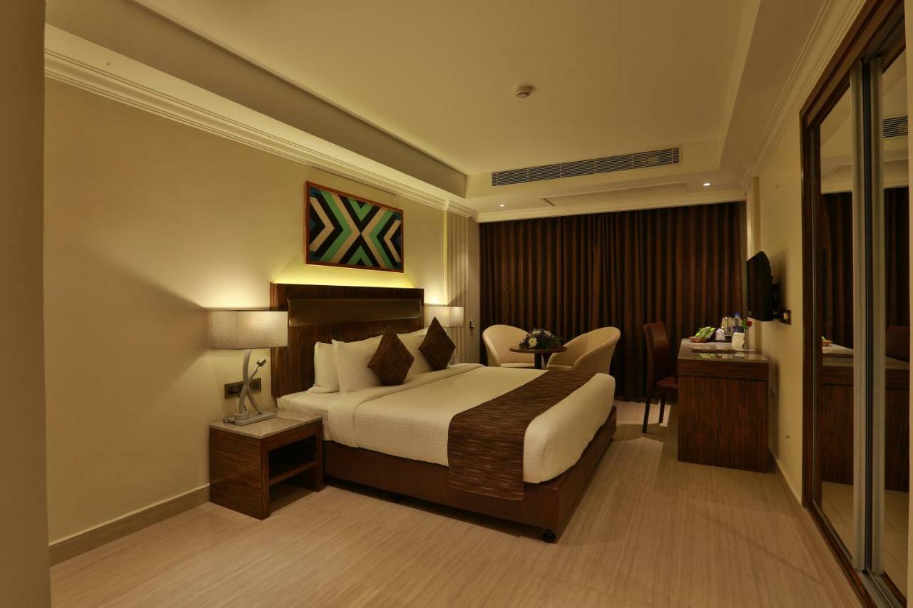 Kochi Hotel Luminara מראה חיצוני תמונה